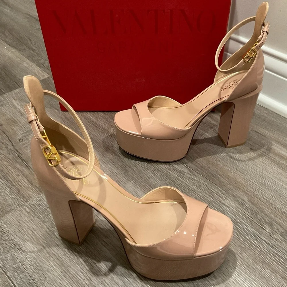 Valentino Garavani Logo Neutral Tan Go Patent Leather Sandal Platforms